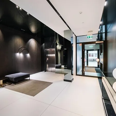 Zlota Sophisticated By Bookinghost Apartment