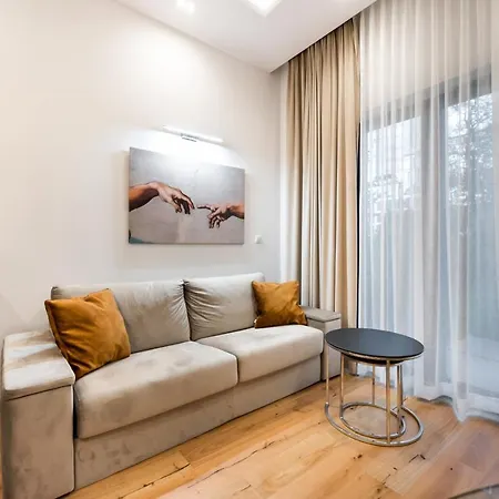 Zlota Sophisticated By Bookinghost Lägenhet Warszawa